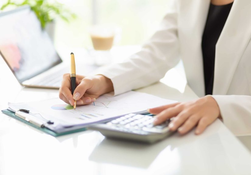 9 Best Low-Risk Investments Right Now - Money Crashers