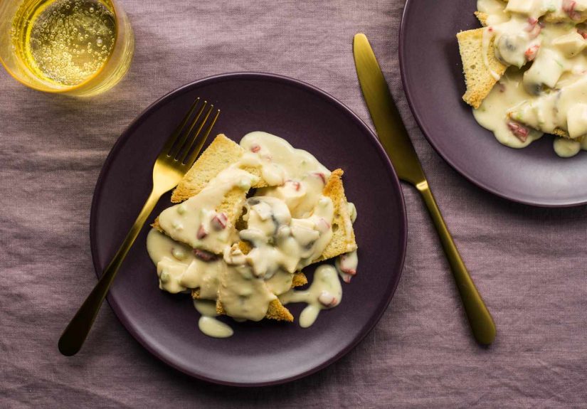 Chicken a la King Recipe With Mushrooms and Cream