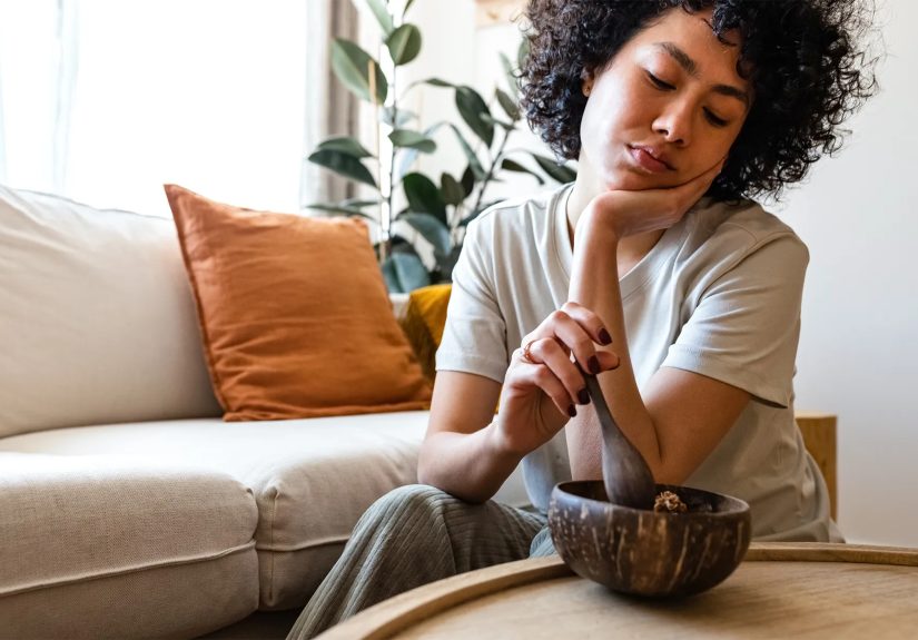 Early Satiety: Causes, Symptoms & Why You Feel Full Quickly