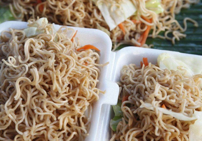 How to Cook Stir-Fried Chow Mein Noodles