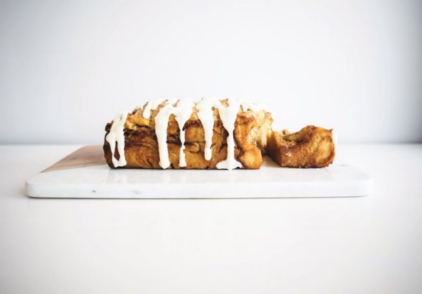 How to Make an Easy Overnight Pull-Apart Bread Recipe