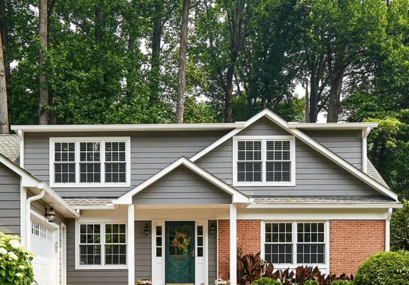 5 Front Door Paint Colors You’re Going to See Everywhere in 2025