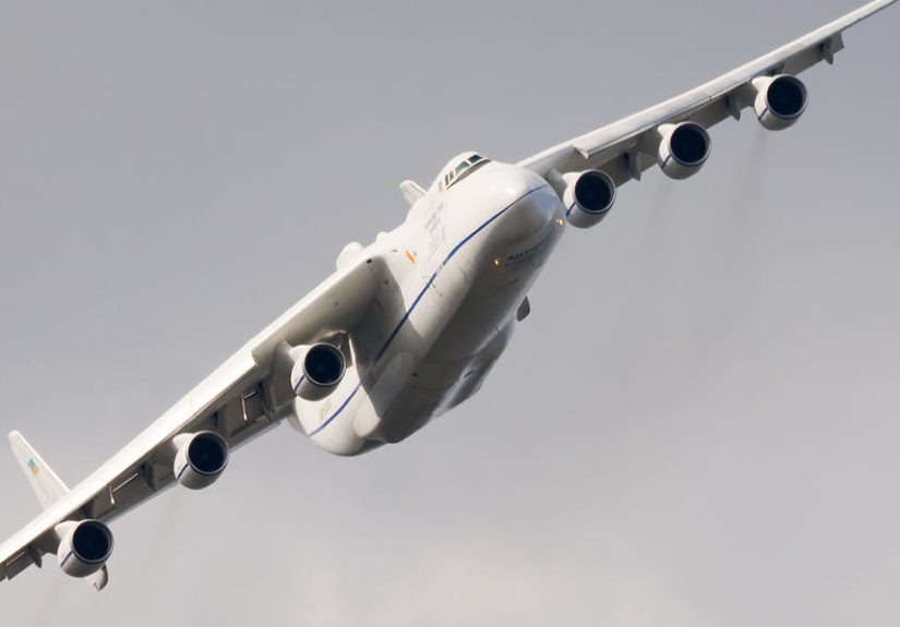 Antonov AN 225