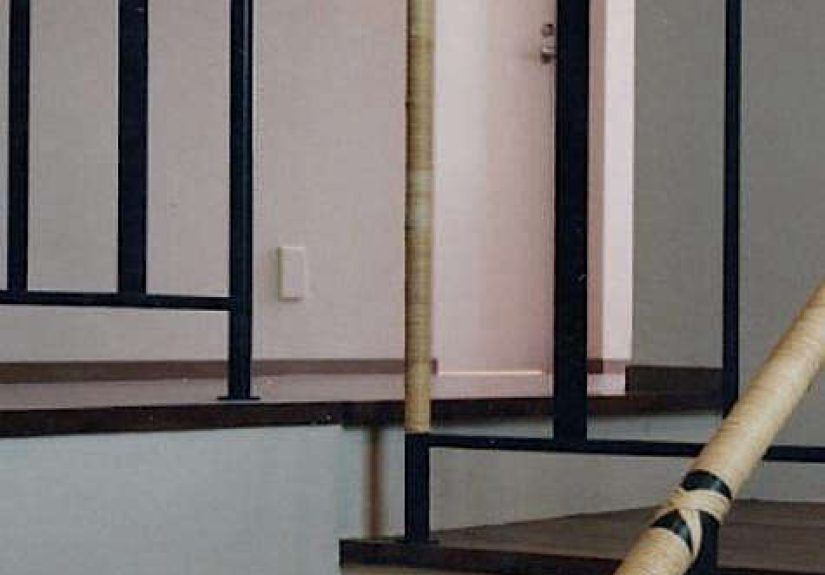 Architectural Detail: Rattan-Wrapped Handrail