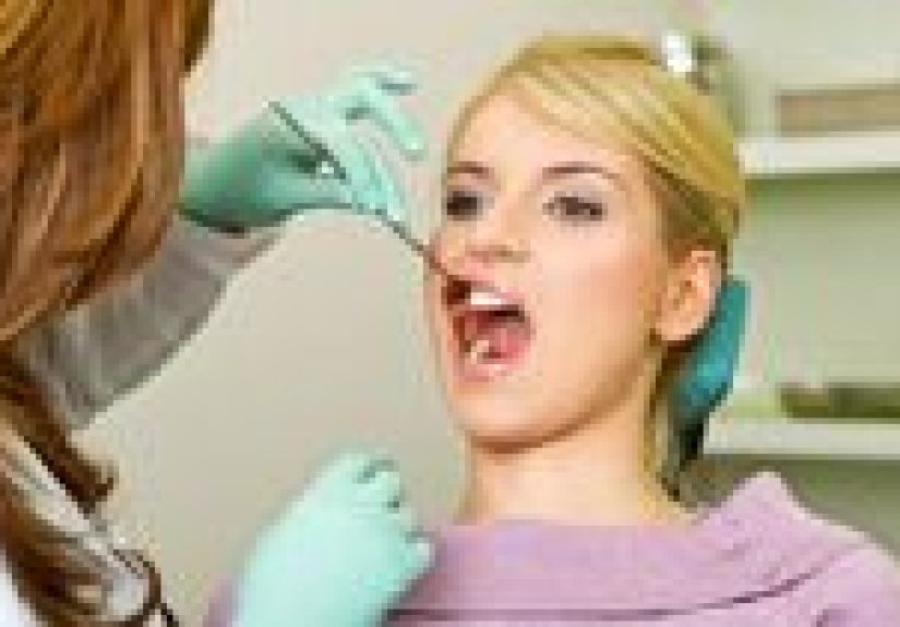 Bleeding Gums: Causes and Treatment