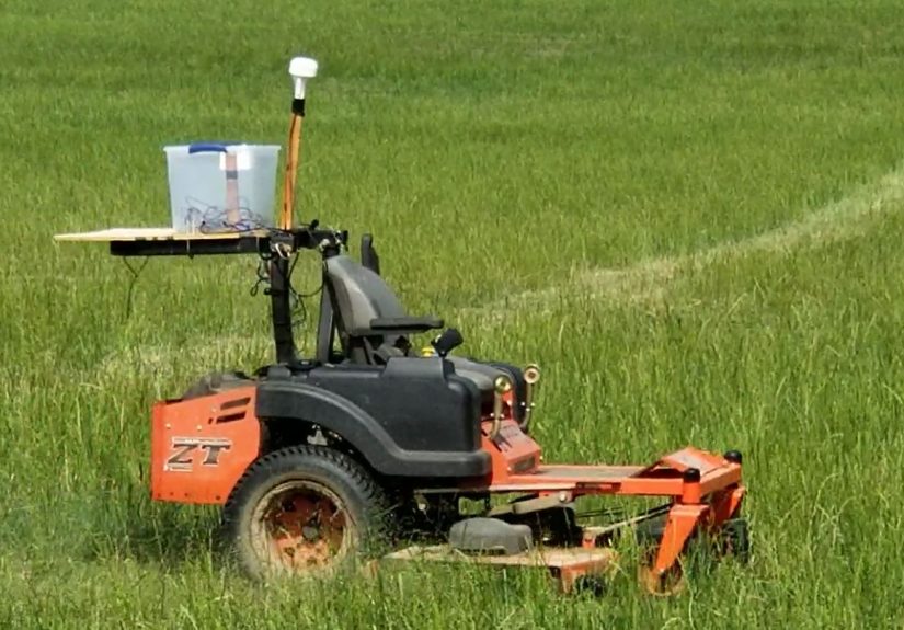 DIY Autonomous Mower In The Wild