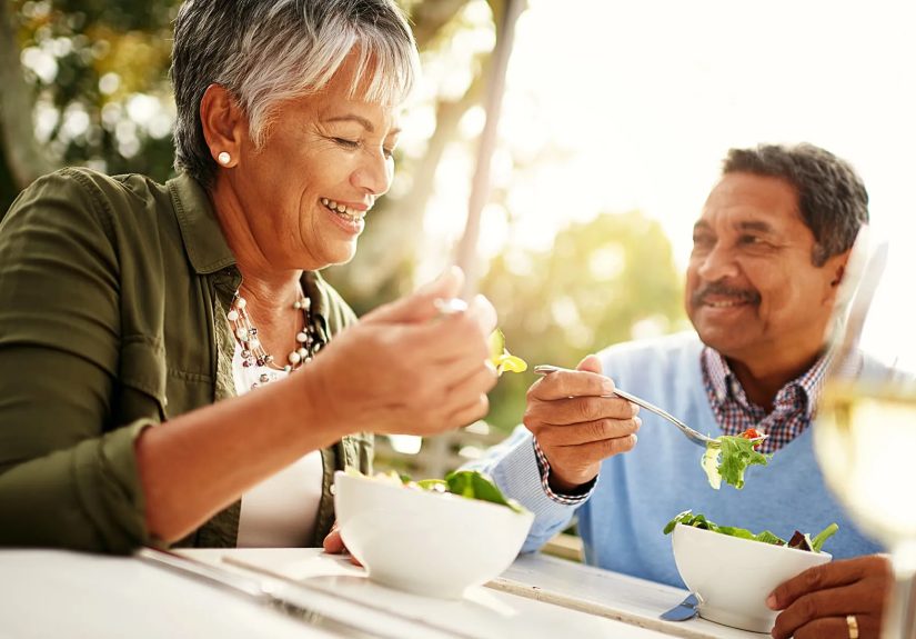 Low-Carb, High-Protein Diets: Risks (Ketosis) and Benefits