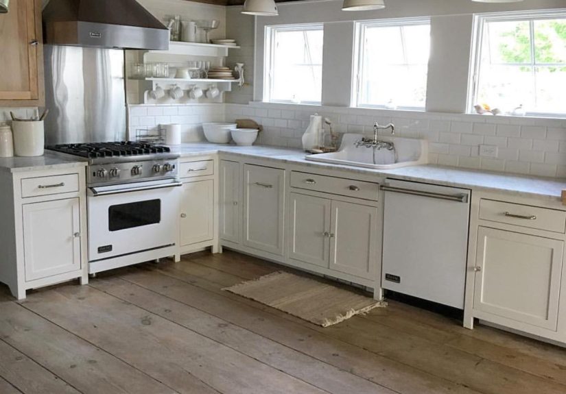 Simple Farmhouse Kitchen on the North Fork