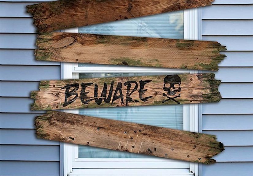 Spooky and Fun: The 16 Best Halloween Decorations