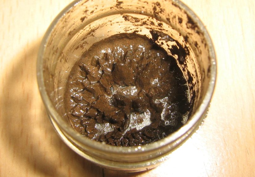 You Can Make Ferrofluid On The Cheap With VHS Tapes