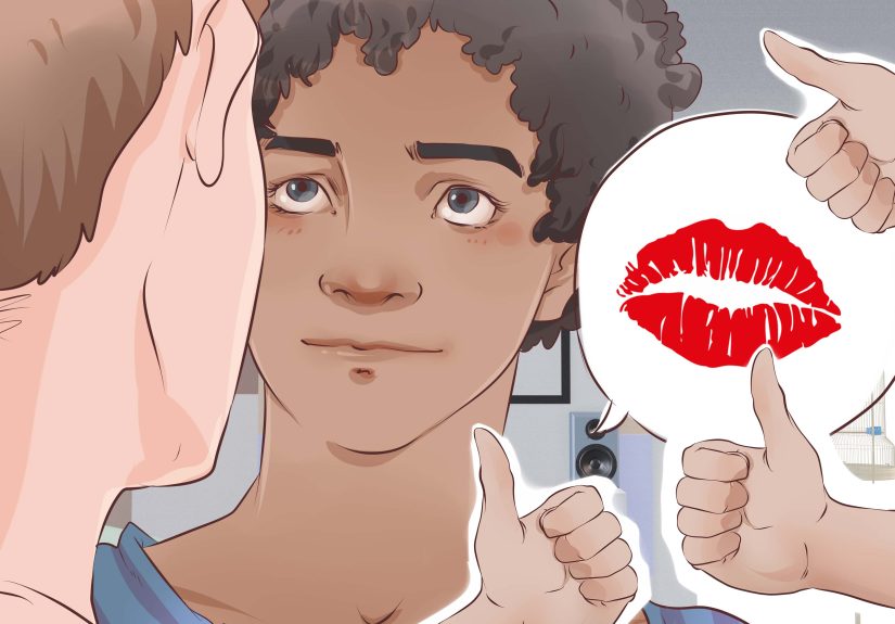 3 Ways to Teach Someone to Kiss
