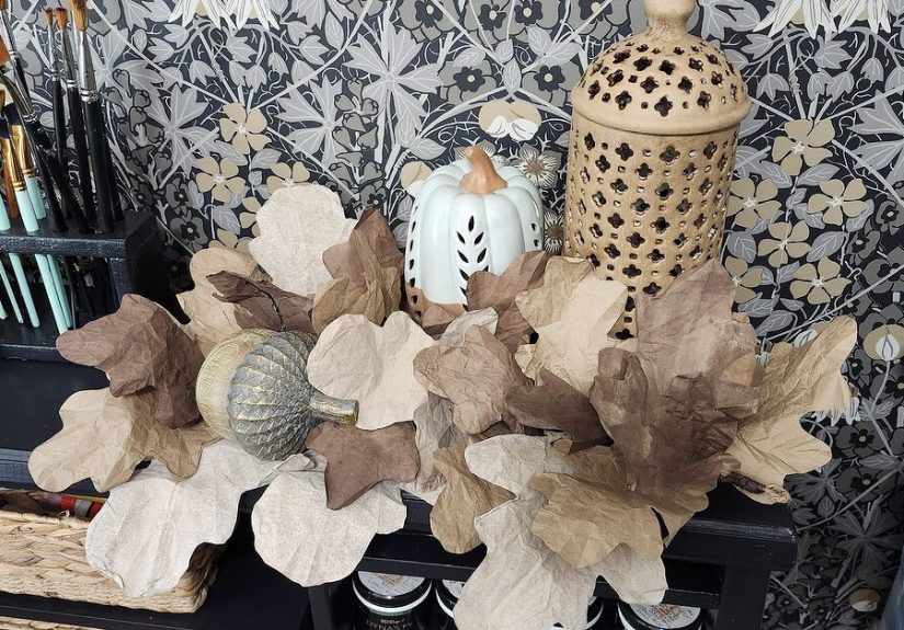 DIY BROWN PAPER MAPLE LEAF GARLAND