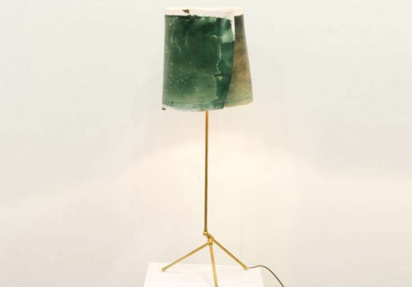 Hito Home Brass Three-Legged Lamp