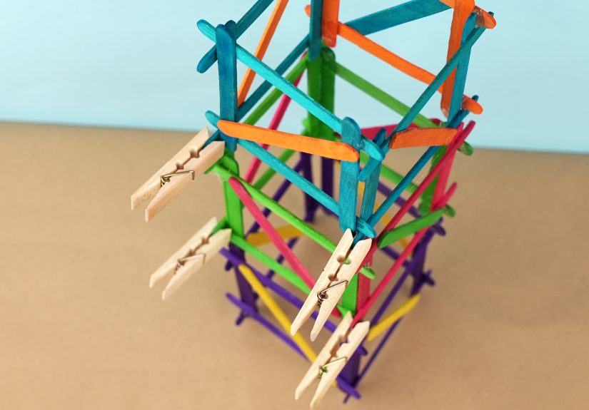 How to Build a Popsicle Stick Tower: 13 Steps