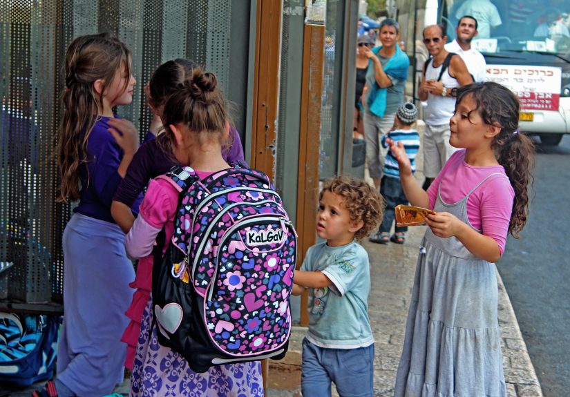 How to Read Hebrew: 3 Steps
