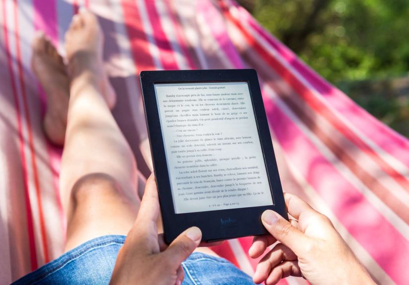 The New Kindle Paperwhite Isn't the Only E-Reader on the Shelf