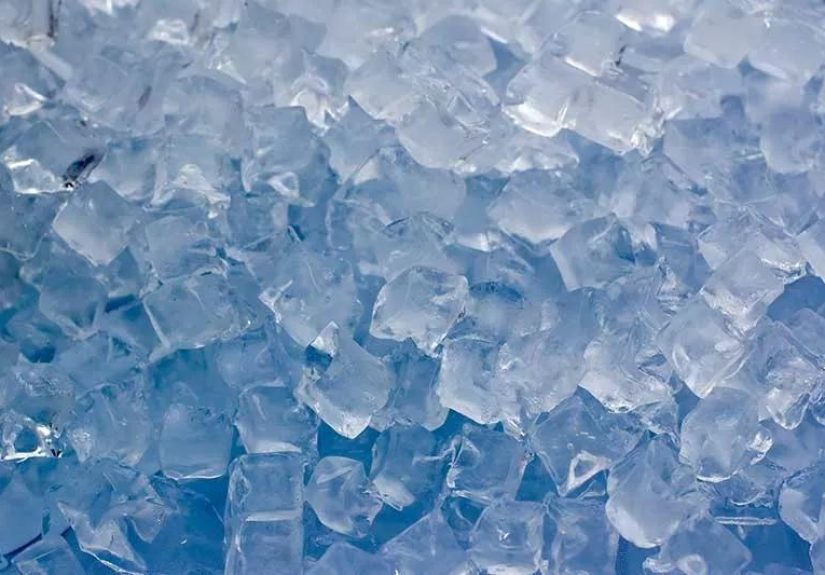Why Chewing Ice Is Bad for Your Teeth