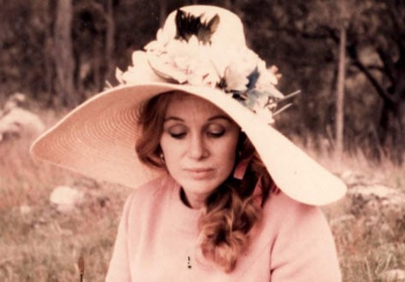 10 Female Cult Leaders You've Never Heard Of