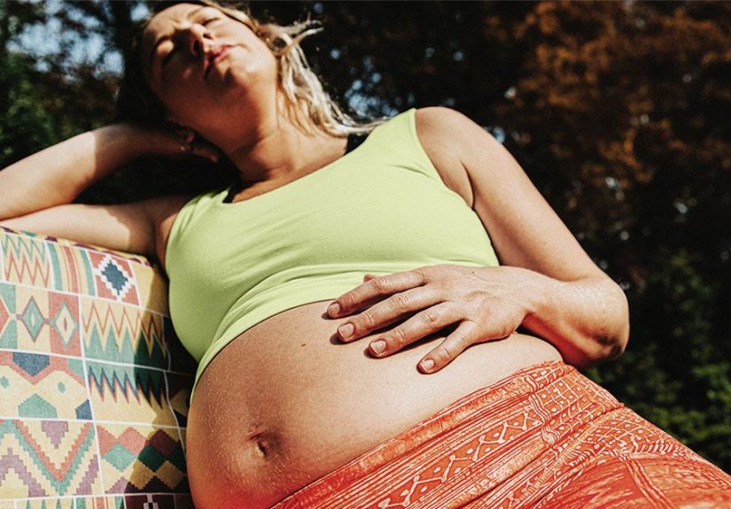 Bellybutton Pain During Pregnancy: Causes and Home Remedies