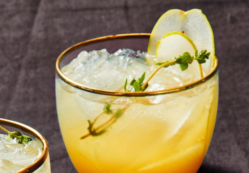 Best Pear Gin Fizz Recipe - How To Make Pear Gin Fizz