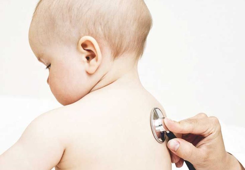 Bronchiolitis vs. Bronchitis: Symptoms, Causes, and Treatments