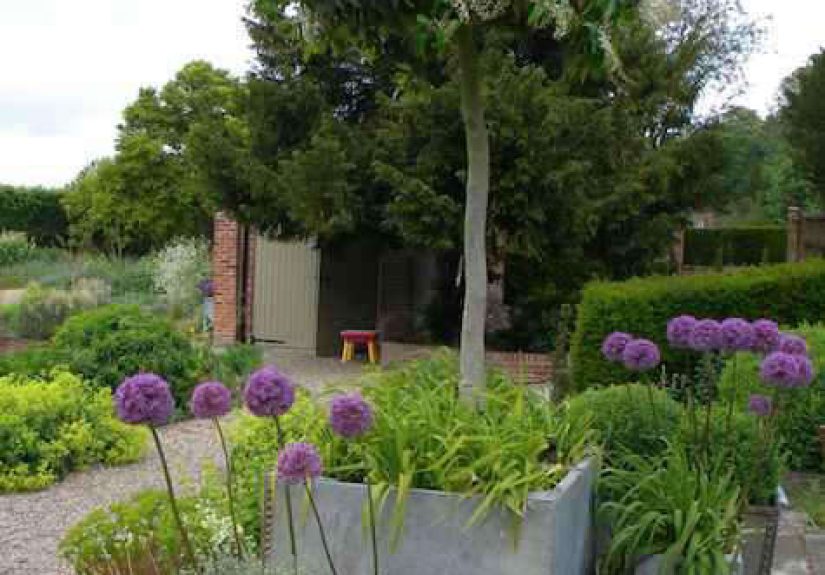 DIY: Vintage Troughs as Planters
