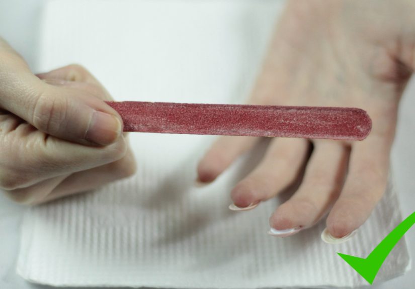 How to Remove Nail Polish from Acrylic Nails Without the Nails Coming Off