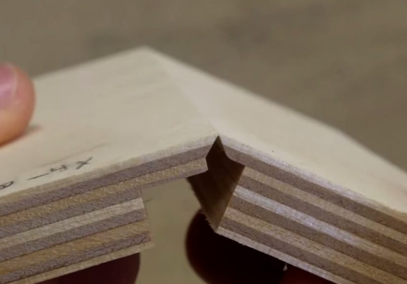 Smarter-than-wood Saw Blade Makes Perfect Foldable Joints